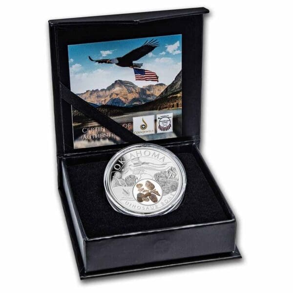 UNITED STATES MINT Stříbrná mince kosti dinosaura Oklahoma (Dinosaur Bone) 1 Oz 2023 USA - Image 3