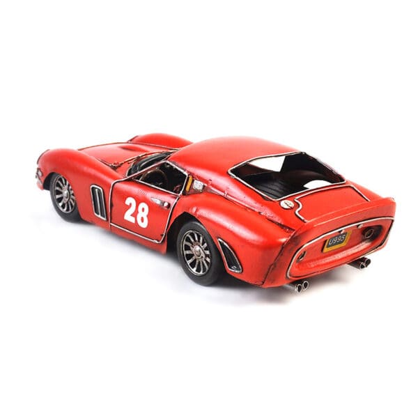 Filius and Investments SE Ferrari 250 GTO 1:18 - Image 5